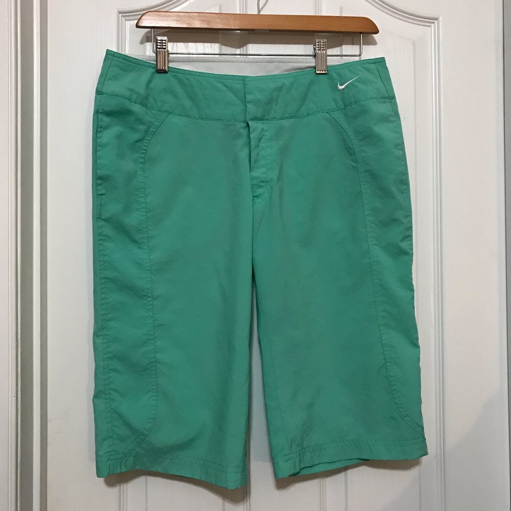Nike Capri pants/long shorts with drawstring size 8-10 - Picture 1 of 8